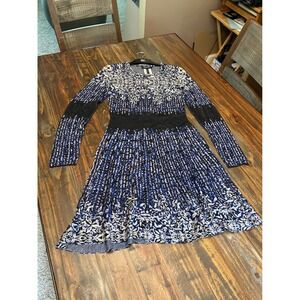 BCBGMAXAZRIA Knit Silk Dress Long Sleeve Fit and Flare Blue Black Size‎ Small